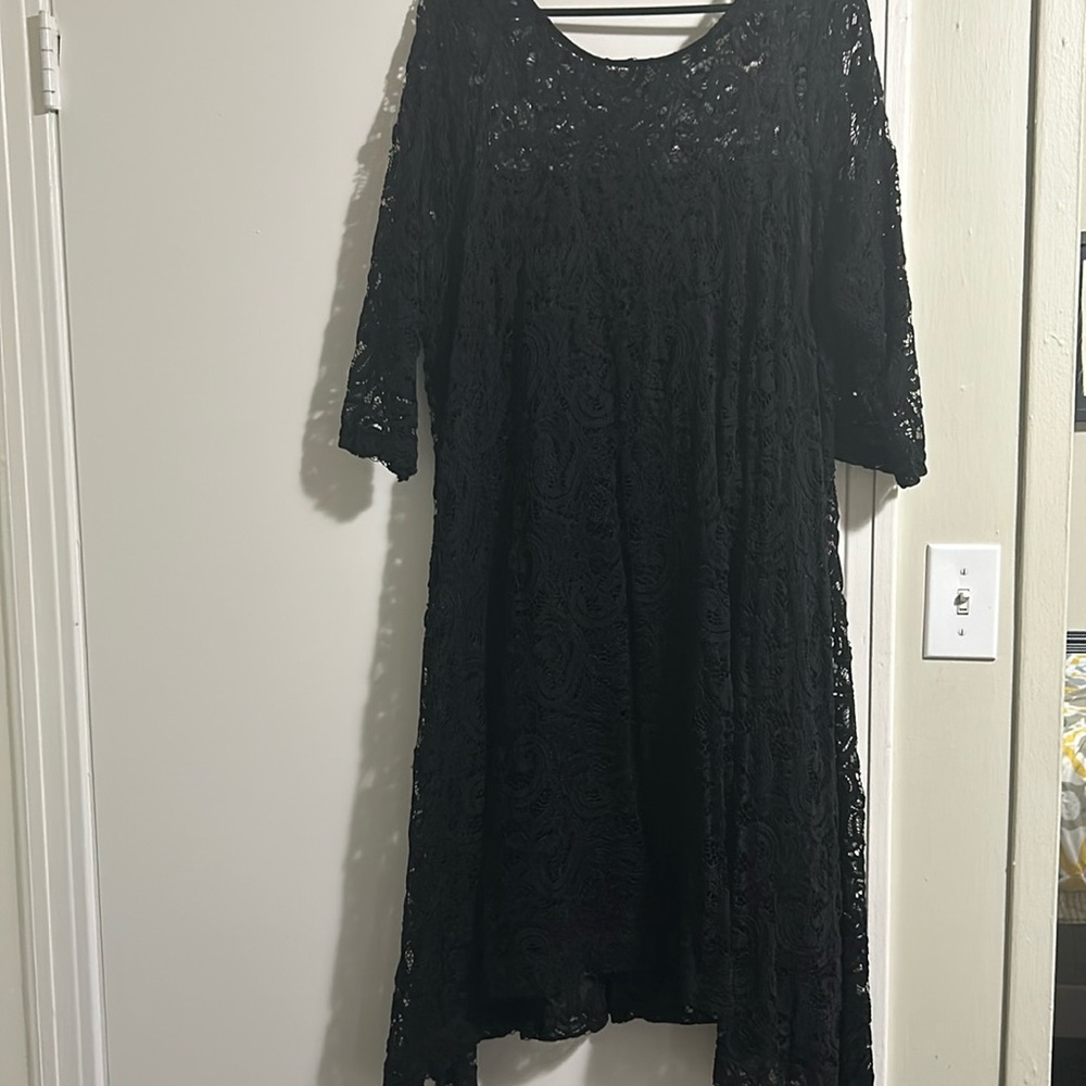 Black lace dress